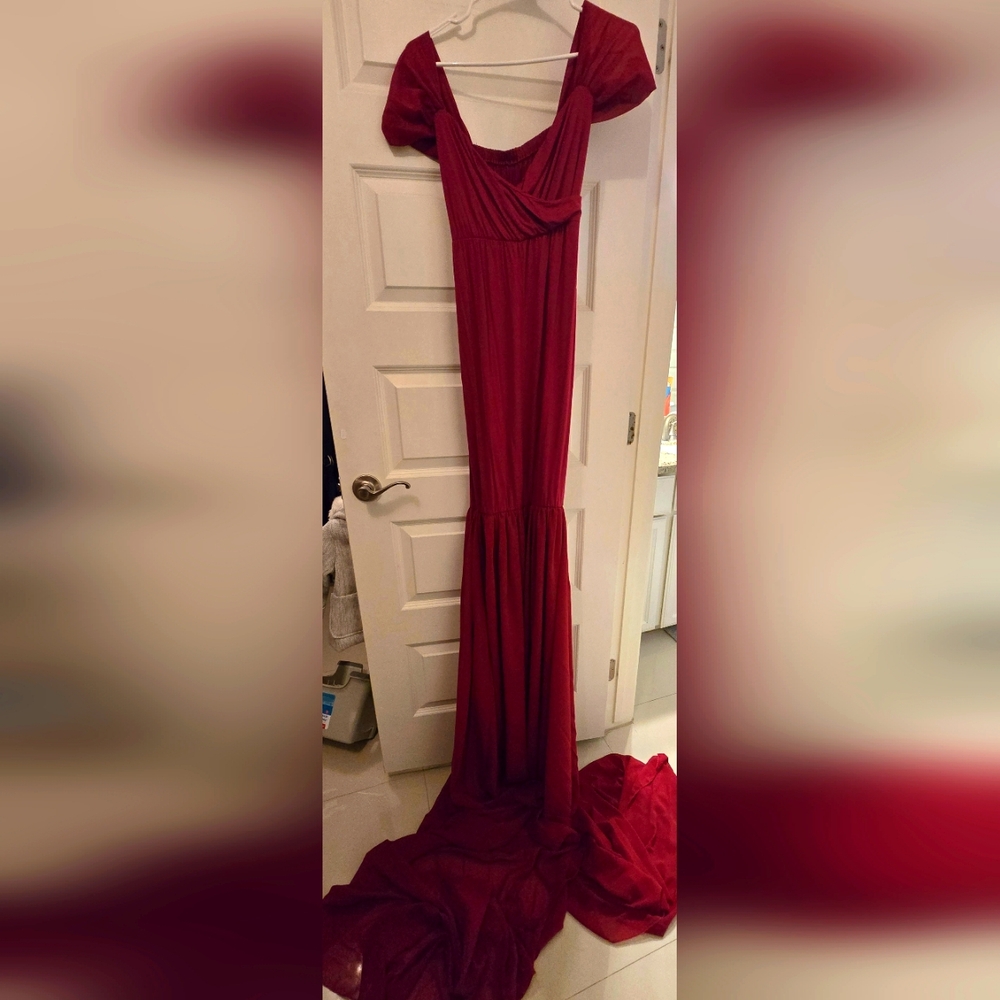 Gorgeous flowy Red Maternity Dress